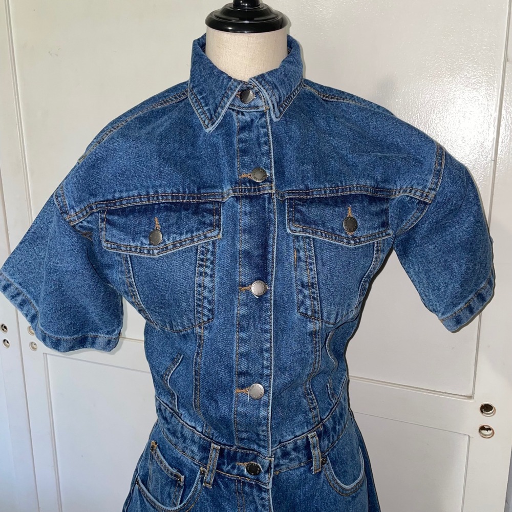 Nasty Gal Denim Low Rise Boyfriend Jumpsuit Blue Midwash Short Sleeve US  NEW - Picture 2 of 16